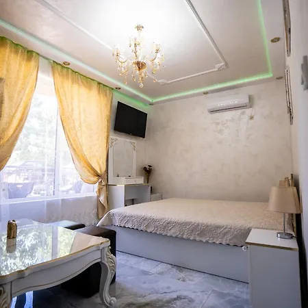 アパート Ar Luxury ラヴダ