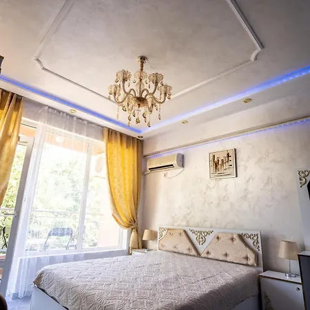 Ar Luxury Apartment
