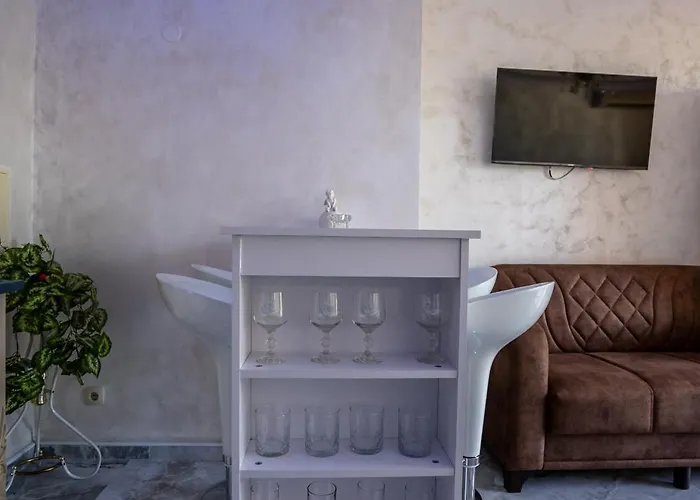 Ar Luxury Appartamento Ravda